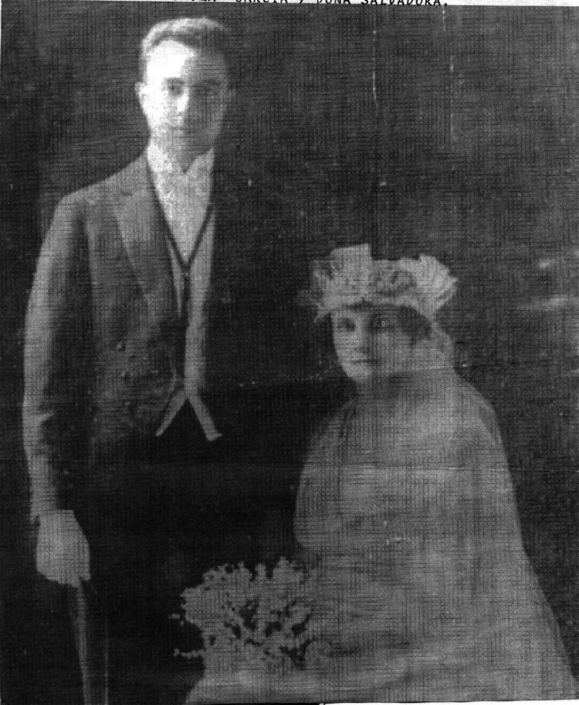 1919. Foto de la boda civil de “Tacho” y Salvadora, tomada en un estudio en Estados Unidos, según el historiador Nicolás López Maltez.
