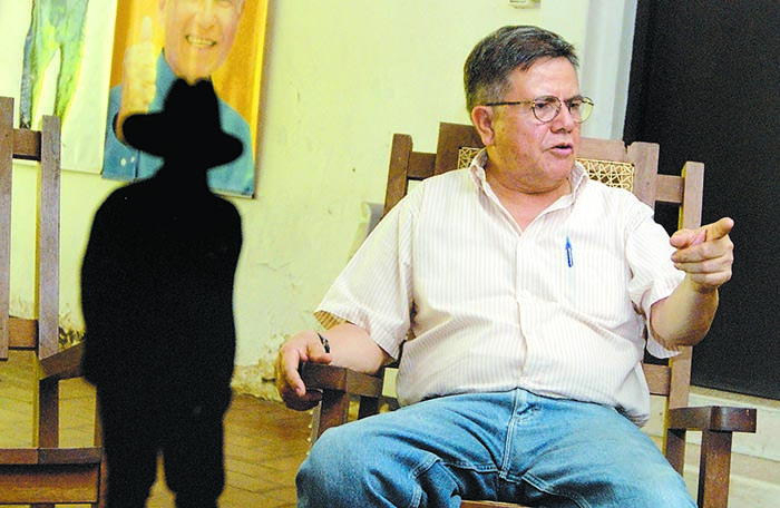 Comandante Modesto; Henry Ruiz, Entrevistado en su casa de Los Robles para Domingo.Managua 6 de Mayo del 2010. foto Uriel Molina/LA PRENSA