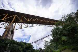 La caída desde el Puente Belice se calcula en 125 metros.

FOTO CORTESÍA ALBERTO CARDONA