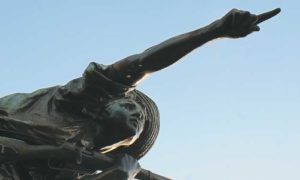 La-estatua-de-Montoya