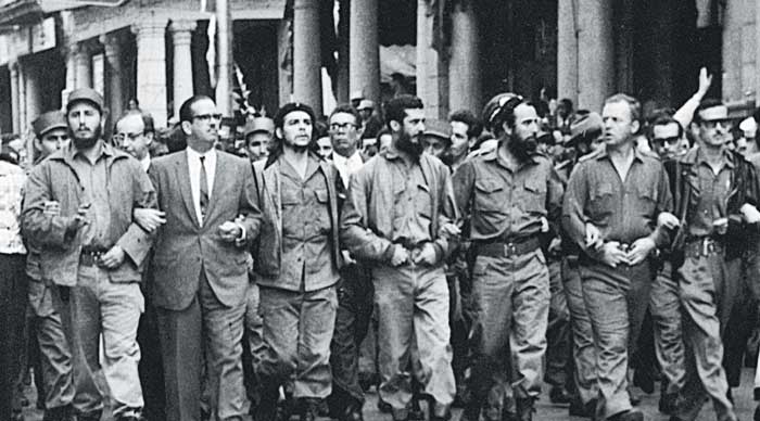 Durante la revolución y el establecimiento del nuevo régimen cubano, Ernesto “Che” Guevara no gozaba de la confianza absoluta