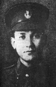 Salomón de la Selva asegura en el prólogo de su libro El soldado desconocido que fue voluntario y luchó bajo la bandera de Jorge V. 