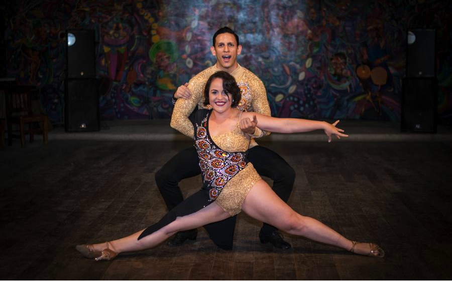 Andrés Membreño y Scarleth Talavera, tienen la academia de baile Azúcar. 