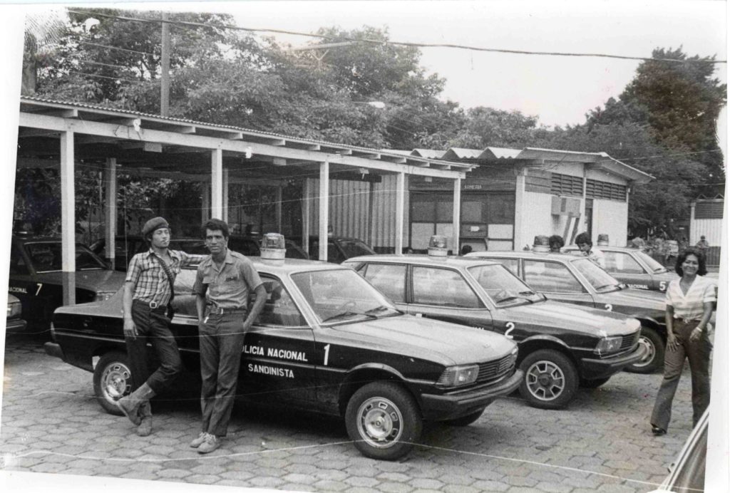 Policía